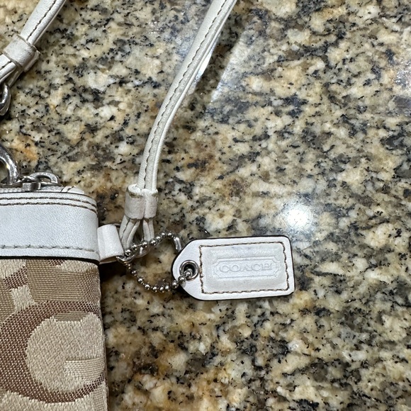 Coach Wristlet - Picture 2 of 11
